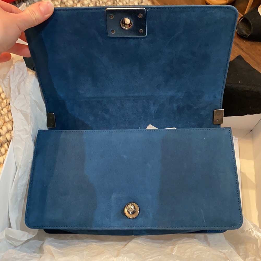 RARE CHANEL BOY BAG - Picture 8 of 11